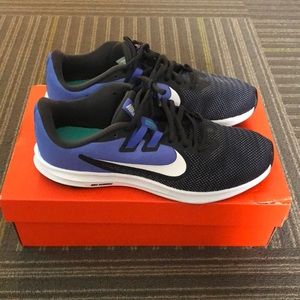 Nike Running Shoes size 9.5